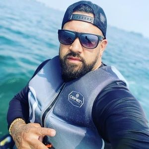 Meet your Posher, Noel